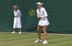 Ana Bogdan si Irina Bara, eliminate in turul 2 la Wimbledon. Bogdan a avut mingi de set cu Kvitova