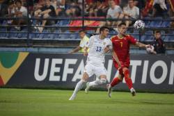 Romania pierde in Muntenegru pe erorile lui Chiriches. Un meci in care n-am avut niciun sut pe poarta!