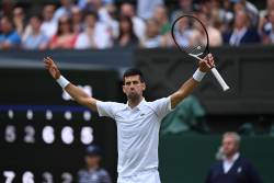 Greu de invins! Novak Djokovic revine de la 0-2 la seturi pentru calificarea in semifinale la Wimbledon