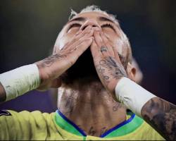 Neymar nu stie daca va mai evolua pentru Brazilia