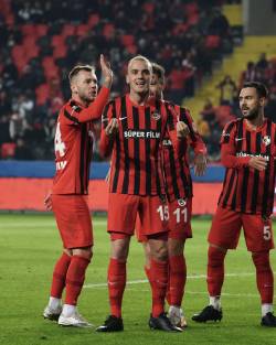 Gol si pasa de gol pentru Maxim in Cupa Turciei