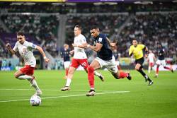 Franta invinge Polonia pentru un loc in sferturi la Cupa Mondiala