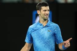 Victorie in trei seturi pentru Novak Djokovic la Australian Open