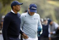 Tiger Woods continua cu sansa la Genesis Invitational dupa o runda secunda modesta | Un gest controversat i-a atras critici dure