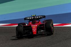 Carlos Sainz, cel mai rapid timp de pana acum in testele din Bahrain