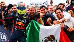 Victorie pentru Perez în Azerbaidjan. Verstappen, păcălit de propria strategie