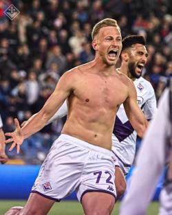 West Ham și Fiorentina vor lupta pentru trofeu în Conference League