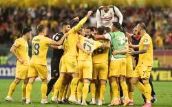 Cioflingarii din echipa națională a României bat  Kosovo în ultimele minute, cu un om în plus, un penalty ratat și o primă repriză de 90 de minute