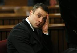 Oscar Pistorius solicită eliberarea din închisoare