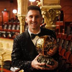 Lionel Messi a cucerit Balonul de Aur pentru a opta oară în carieră 