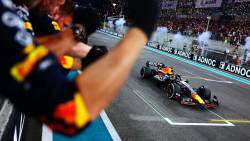 Max Verstappen încheie anul cu victorie la Abu Dhabi