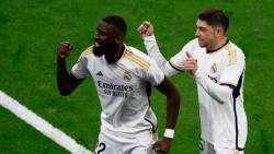 Real Madrid și Girona continuă lupta umăr la umăr în La Liga