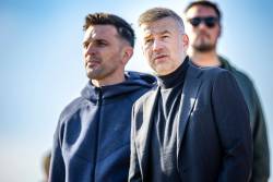 Edward Iordănescu nu este de acord cu introducerea cartonașului albastru în fotbal
