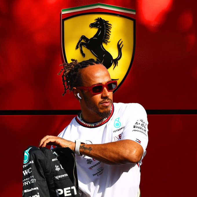 Ce salariu va încasa Lewis Hamilton de la Ferrari