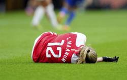 Scene dramatice în Cupa Angliei la fotbal feminin: Vedeta lui Arsenal a căzut ca secerată la pământ