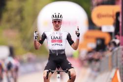 Schimbare de lider în Turul Italiei după primul final în cățărare